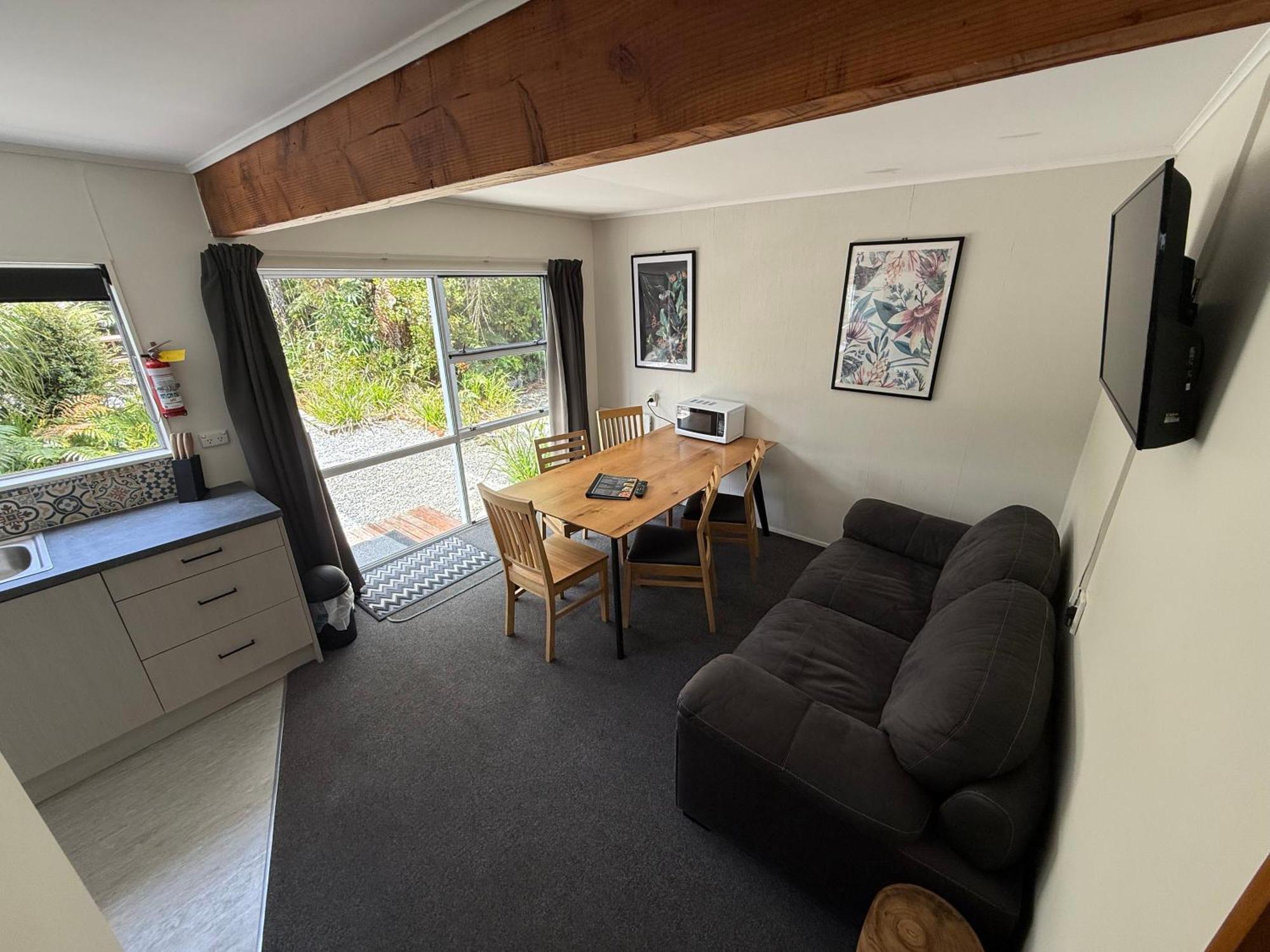 Paparoa Park Motel プナカイキ エクステリア 写真