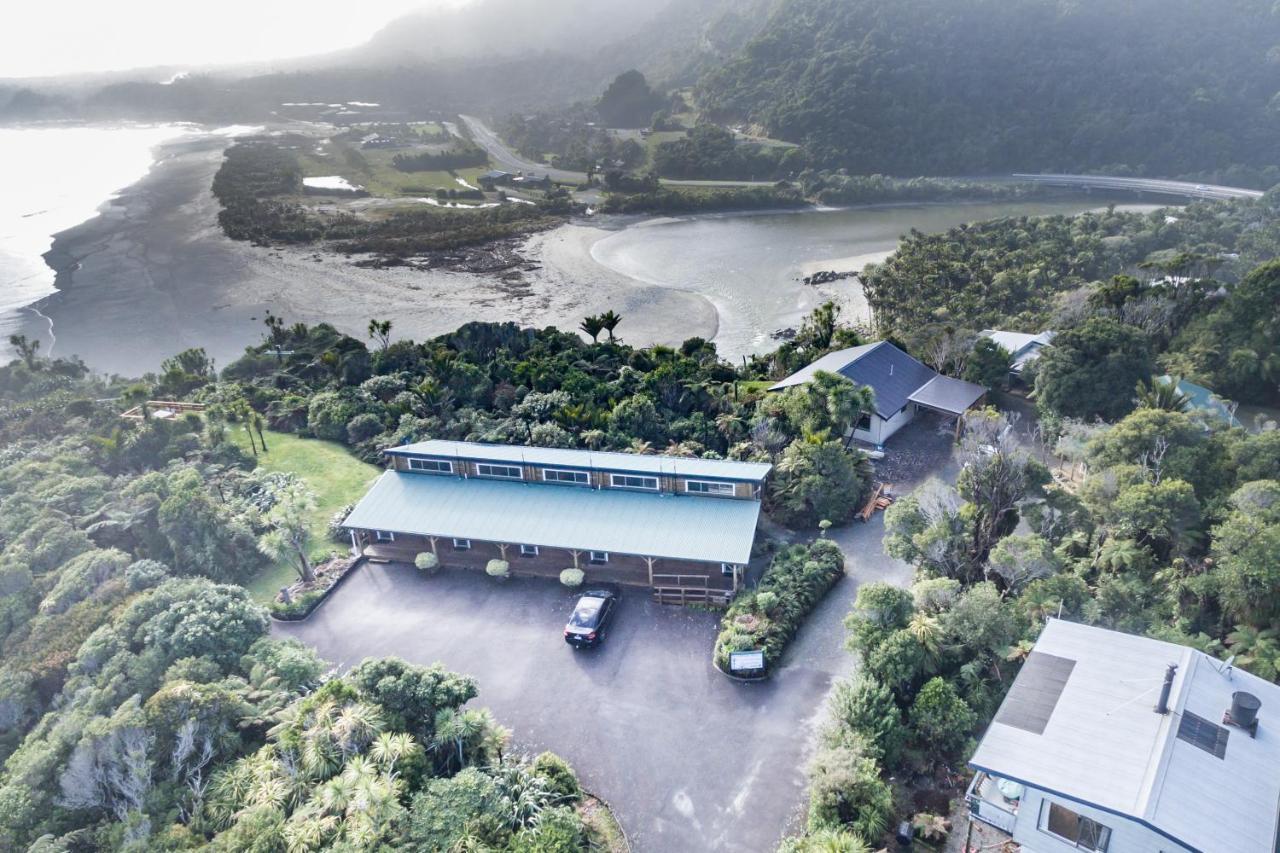 Paparoa Park Motel プナカイキ エクステリア 写真