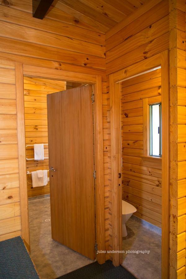 Paparoa Park Motel プナカイキ エクステリア 写真